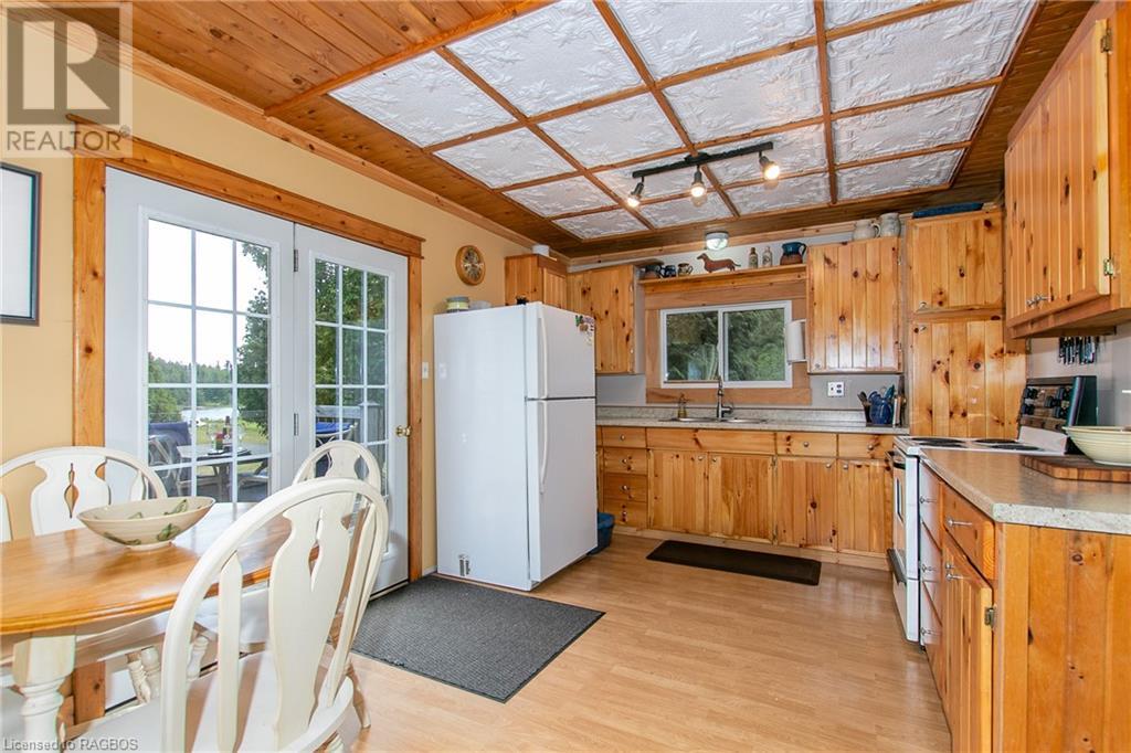 864 Dorcas Bay Road, Tobermory, Ontario  N0H 2R0 - Photo 31 - 40552888