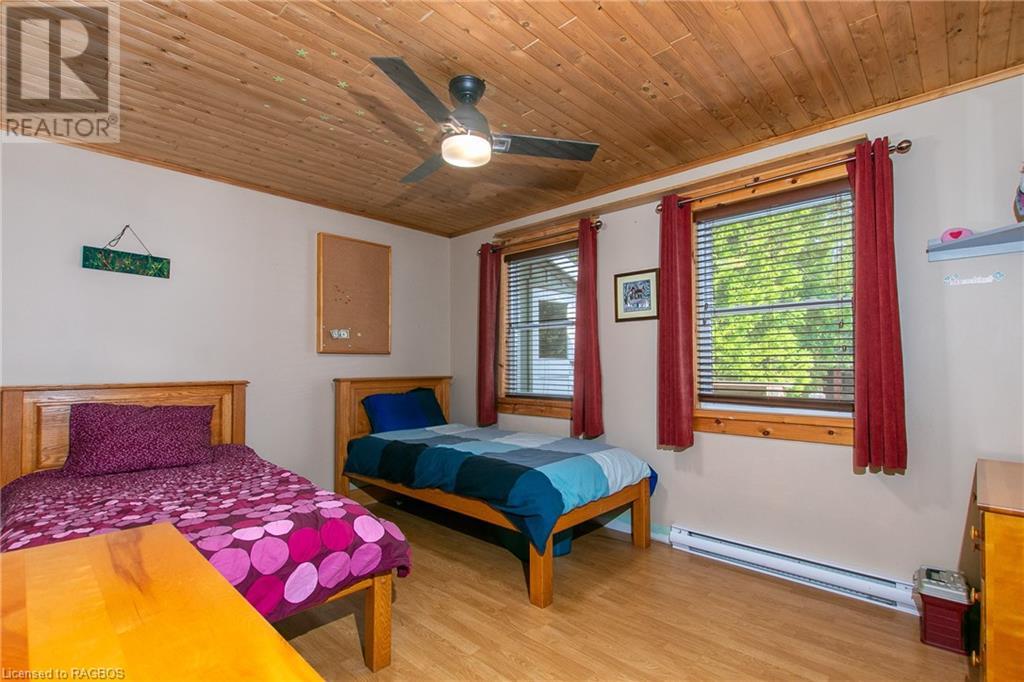 864 Dorcas Bay Road, Tobermory, Ontario  N0H 2R0 - Photo 34 - 40552888