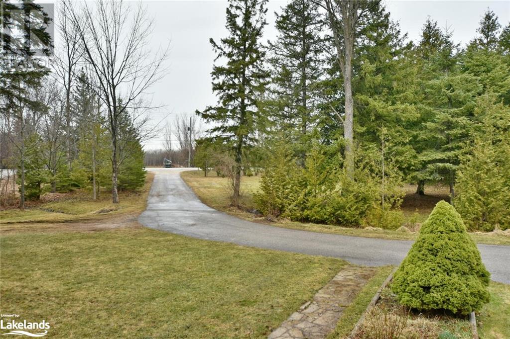 1030 Sixth Street, Collingwood, Ontario  L9Y 3Y9 - Photo 3 - 40549776