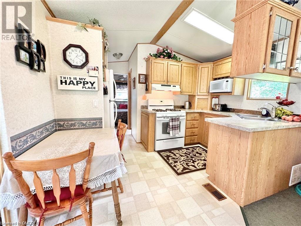 7489 Sideroad 5 E Unit# Lakeside  14, Mount Forest, Ontario  N0G 2L0 - Photo 29 - 40546051