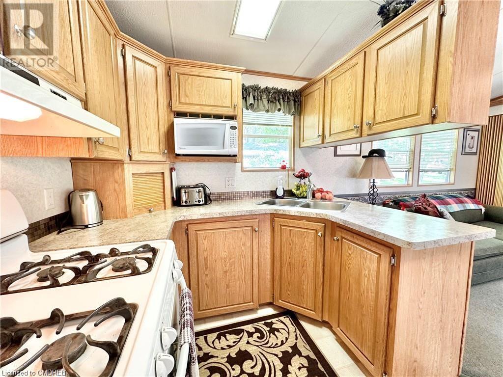 7489 Sideroad 5 E Unit# Lakeside  14, Mount Forest, Ontario  N0G 2L0 - Photo 30 - 40546051