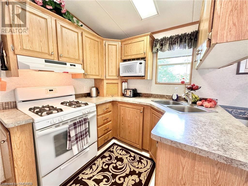 7489 Sideroad 5 E Unit# Lakeside  14, Mount Forest, Ontario  N0G 2L0 - Photo 31 - 40546051