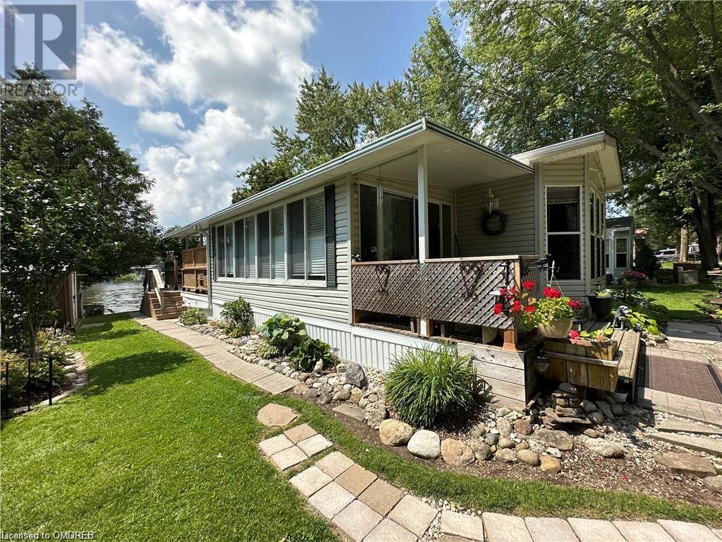 7489 Sideroad 5 E Unit# Lakeside  14, Mount Forest, Ontario  N0G 2L0 - Photo 4 - 40546051