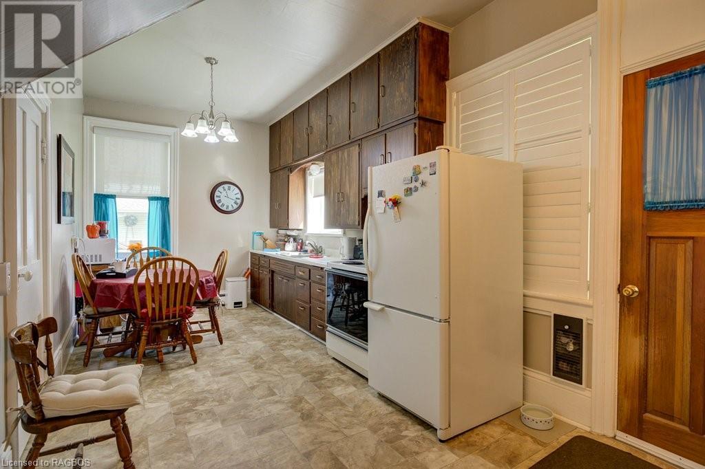 449 Queen Street N, Paisley, Ontario  N0G 2N0 - Photo 12 - 40554053