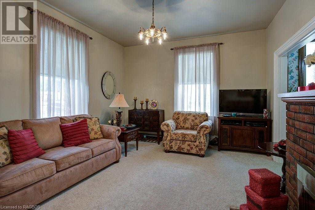 449 Queen Street N, Paisley, Ontario  N0G 2N0 - Photo 8 - 40554053