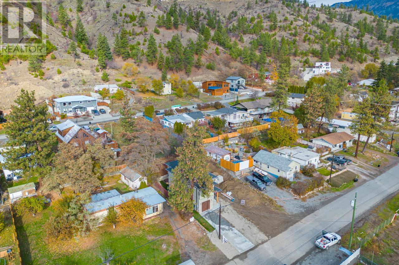 461 Columbia Street, Lillooet, British Columbia  V0K 1V0 - Photo 37 - 177215