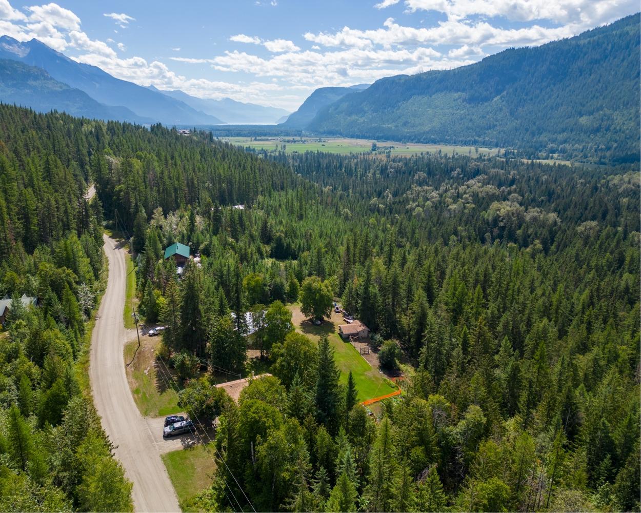467 Meadow Creek Road, Meadow Creek, British Columbia  V0G 1N0 - Photo 6 - 2475408