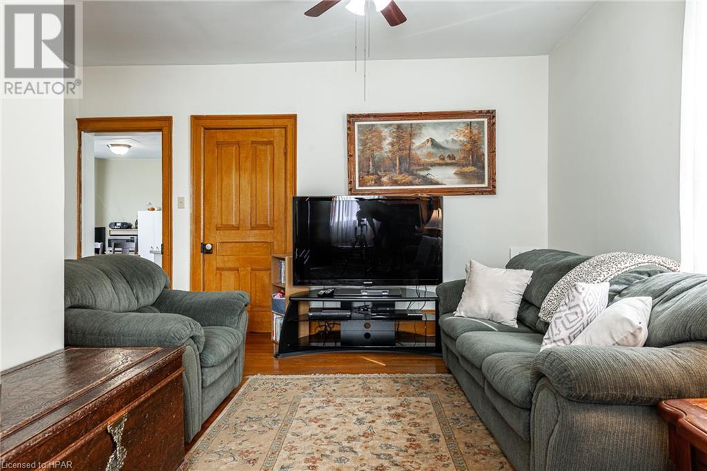 73 Georgina Street, Mitchell, Ontario  N0K 1N0 - Photo 8 - 40552964
