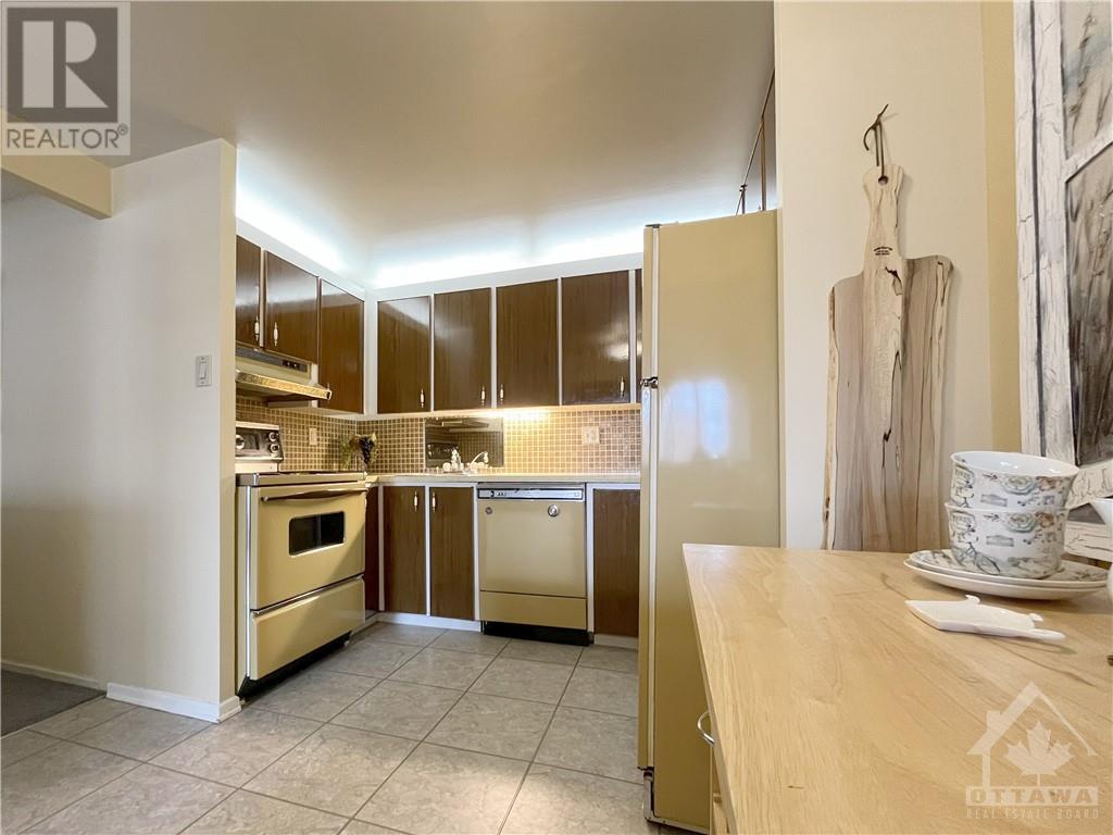 373 Laurier Avenue Unit#204, Ottawa, Ontario  K1N 8X6 - Photo 3 - 1371019