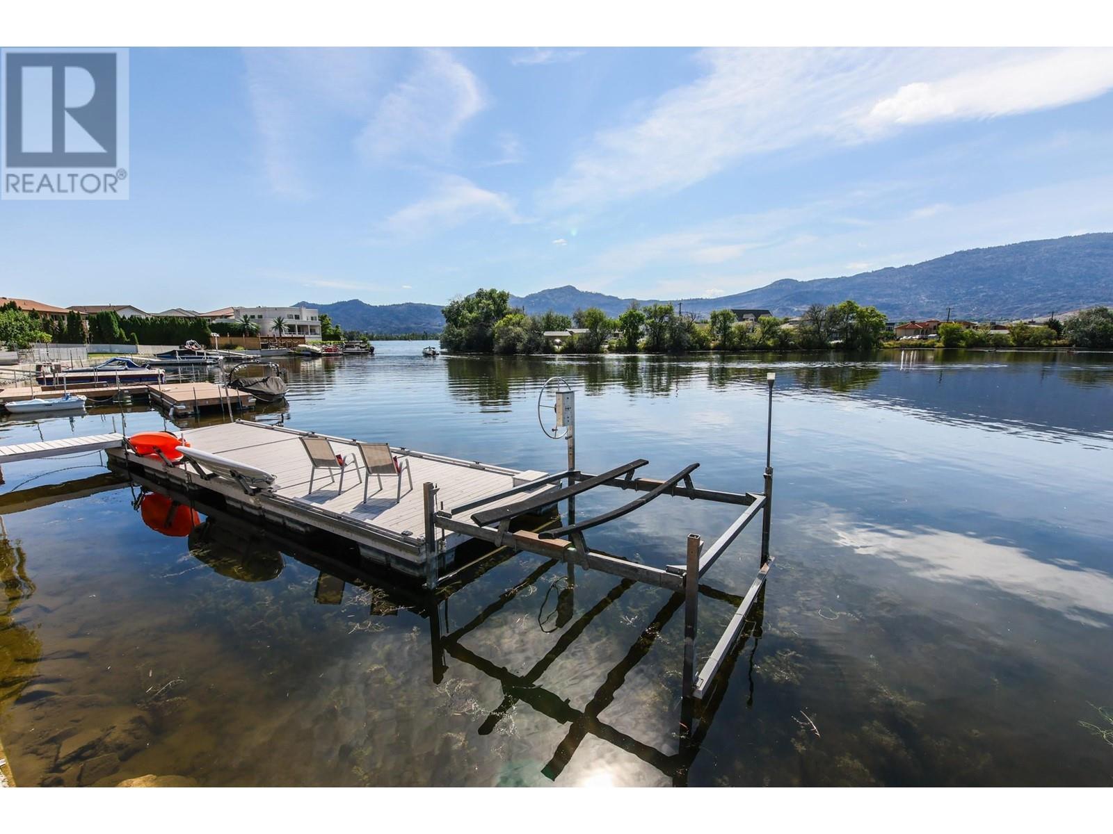 32 Bayview Crescent, Osoyoos, British Columbia  V0H 1V6 - Photo 10 - 10306857