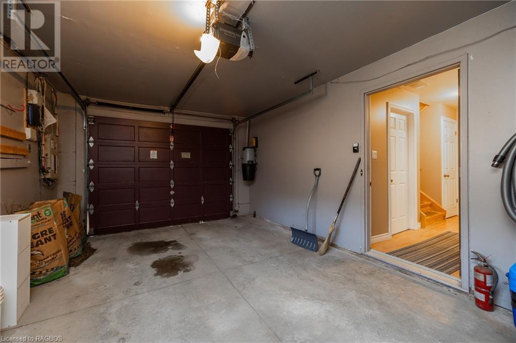 154 15th Ave Close, Hanover, Ontario  N4N 3P8 - Photo 28 - 40552836