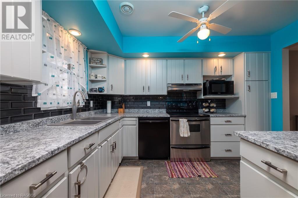 154 15th Ave Close, Hanover, Ontario  N4N 3P8 - Photo 7 - 40552836