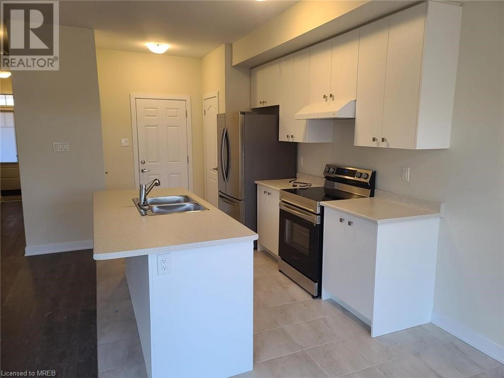 47 Rowlock Street, Welland, Ontario  L3B 0M7 - Photo 13 - 40554879