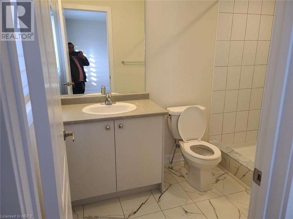 47 Rowlock Street, Welland, Ontario  L3B 0M7 - Photo 25 - 40554879