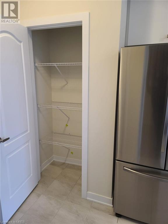 47 Rowlock Street, Welland, Ontario  L3B 0M7 - Photo 6 - 40554879