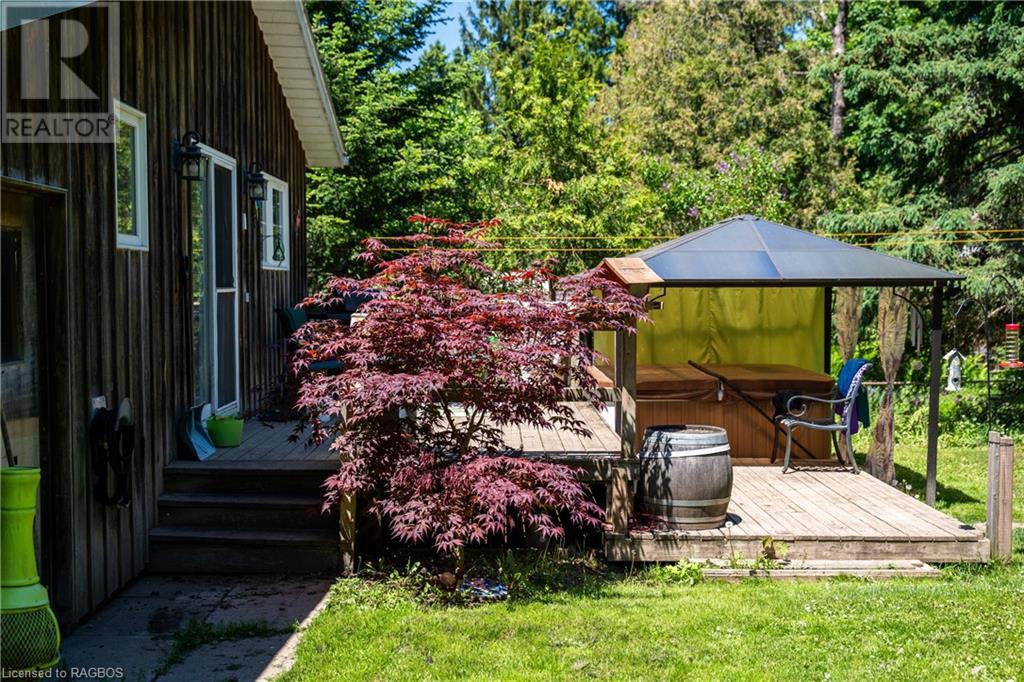39 Queen Street, Markdale, Ontario  N0C 1H0 - Photo 3 - 40551559