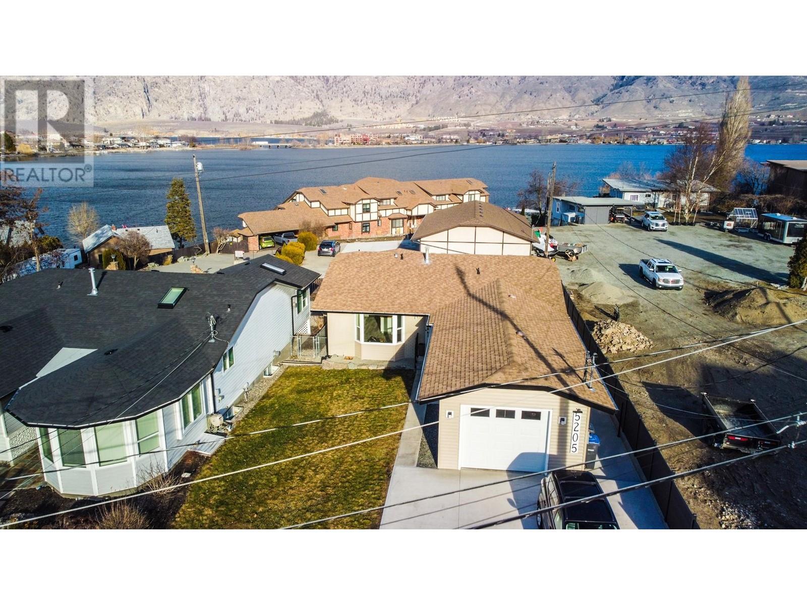 5205 OLEANDER Drive Osoyoos