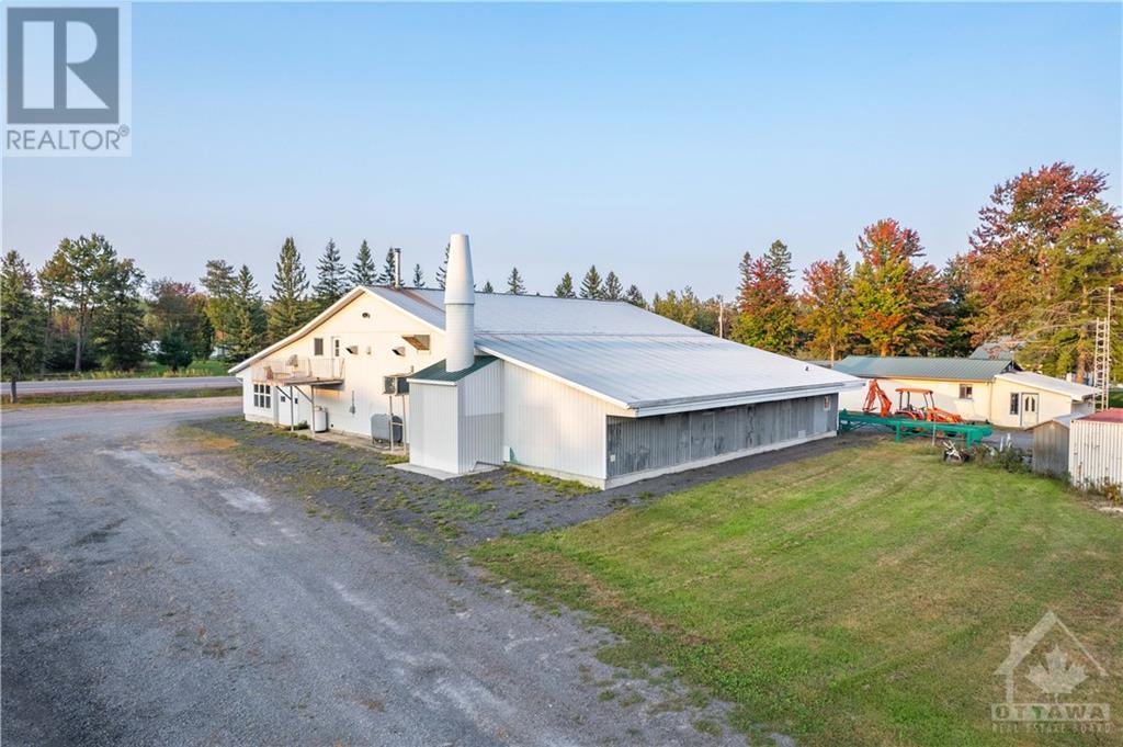 5889 COUNTY 17 ROAD Plantagenet