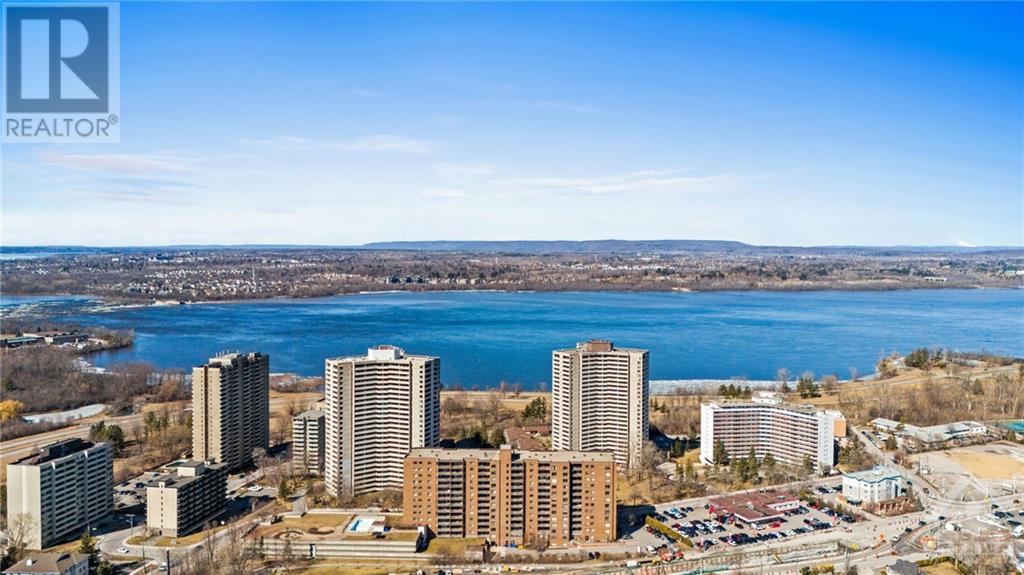 1100 AMBLESIDE DRIVE UNIT#1205 Ottawa