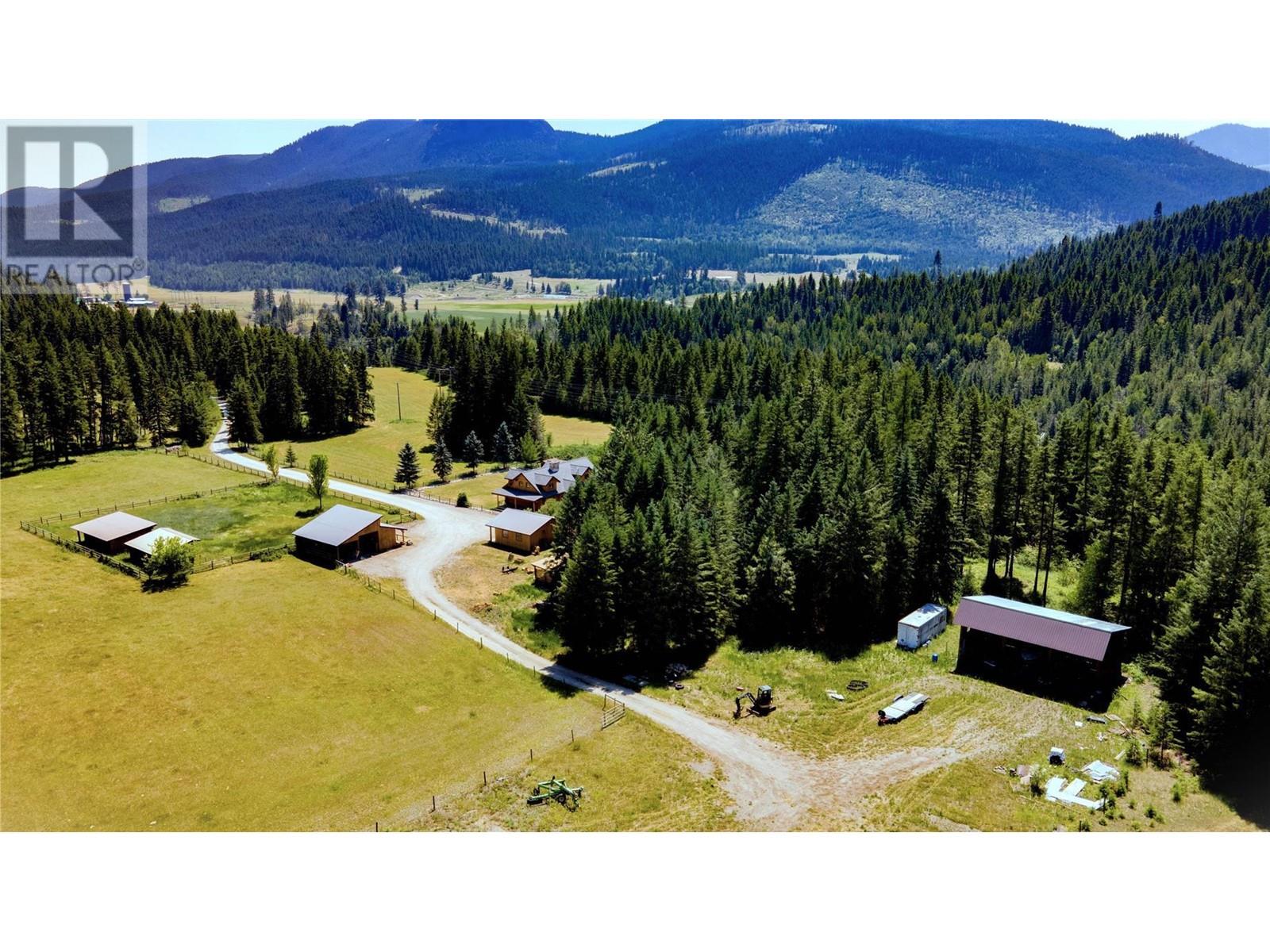 2215 6 Highway Lumby