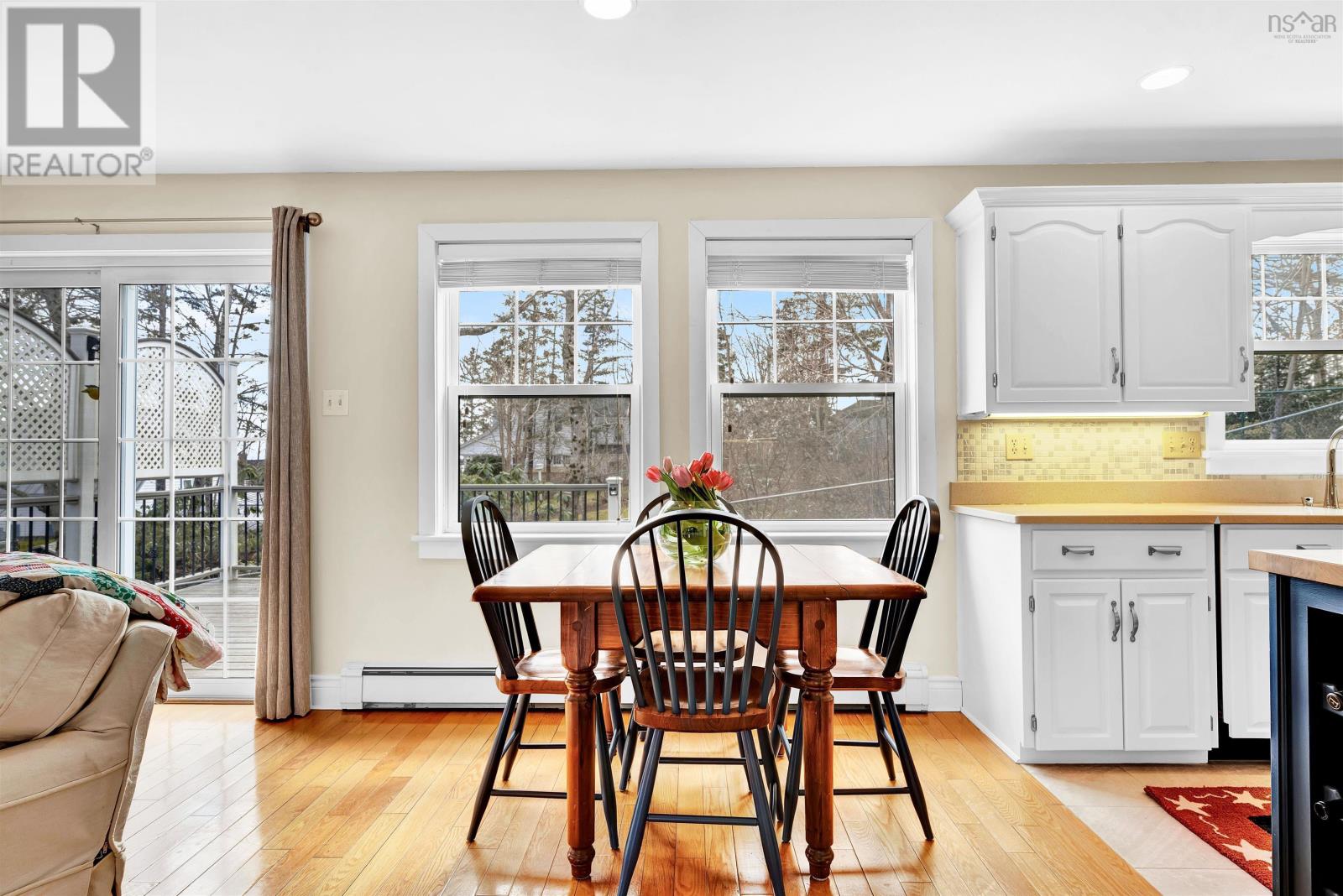 39 Pleasant Street, Chester, Nova Scotia  B0J 1J0 - Photo 11 - 202404691