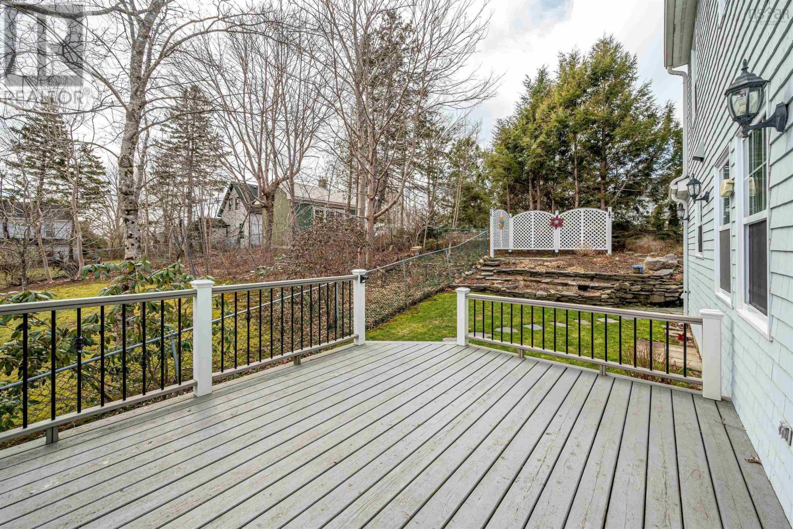 39 Pleasant Street, Chester, Nova Scotia  B0J 1J0 - Photo 29 - 202404691