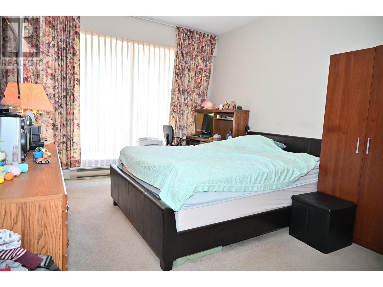 606 5885 Olive Avenue, Burnaby, British Columbia  V5H 4N8 - Photo 6 - R2859761