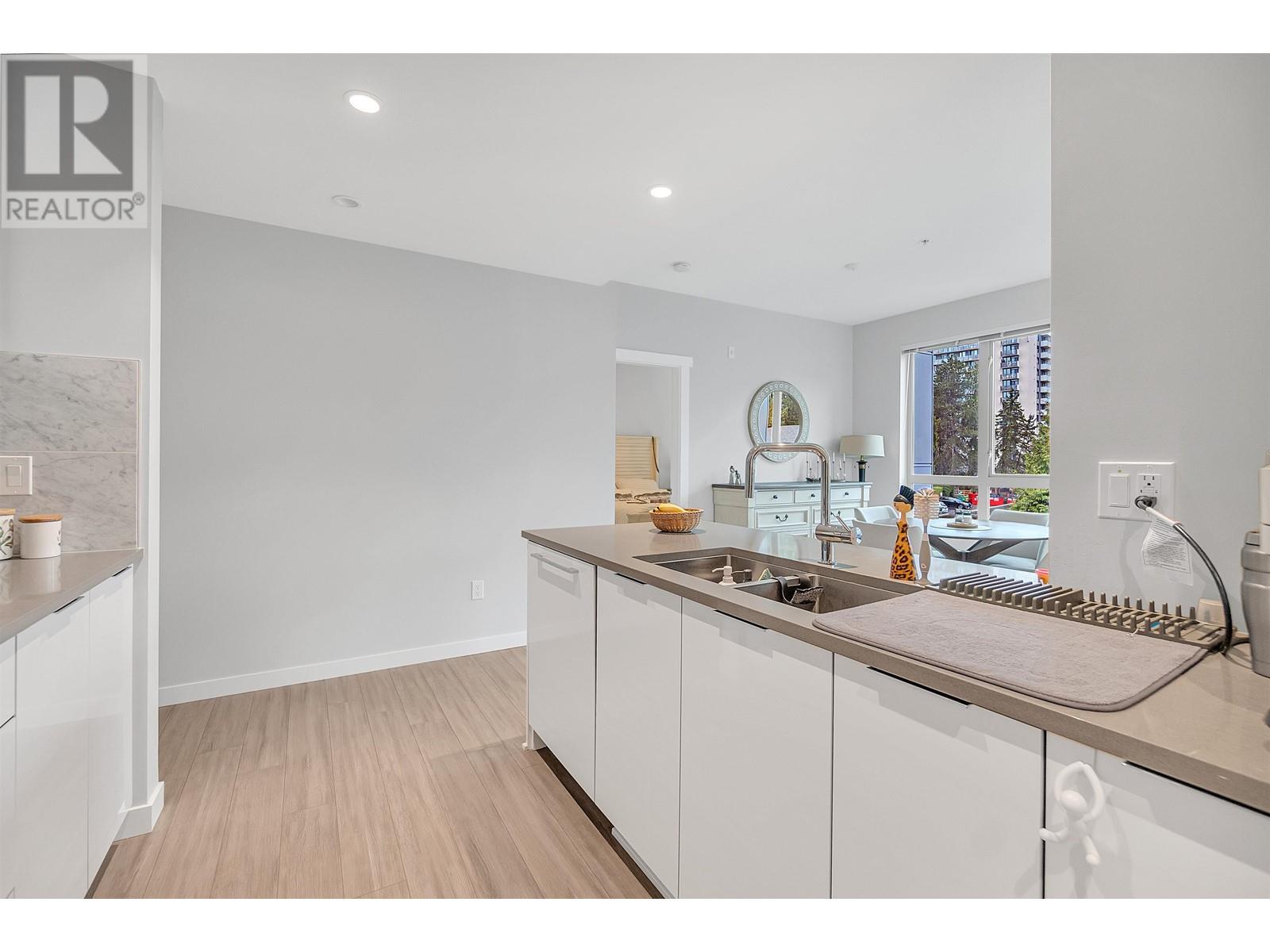 319 2651 Library Lane, North Vancouver, British Columbia  V7J 0C1 - Photo 11 - R2859792
