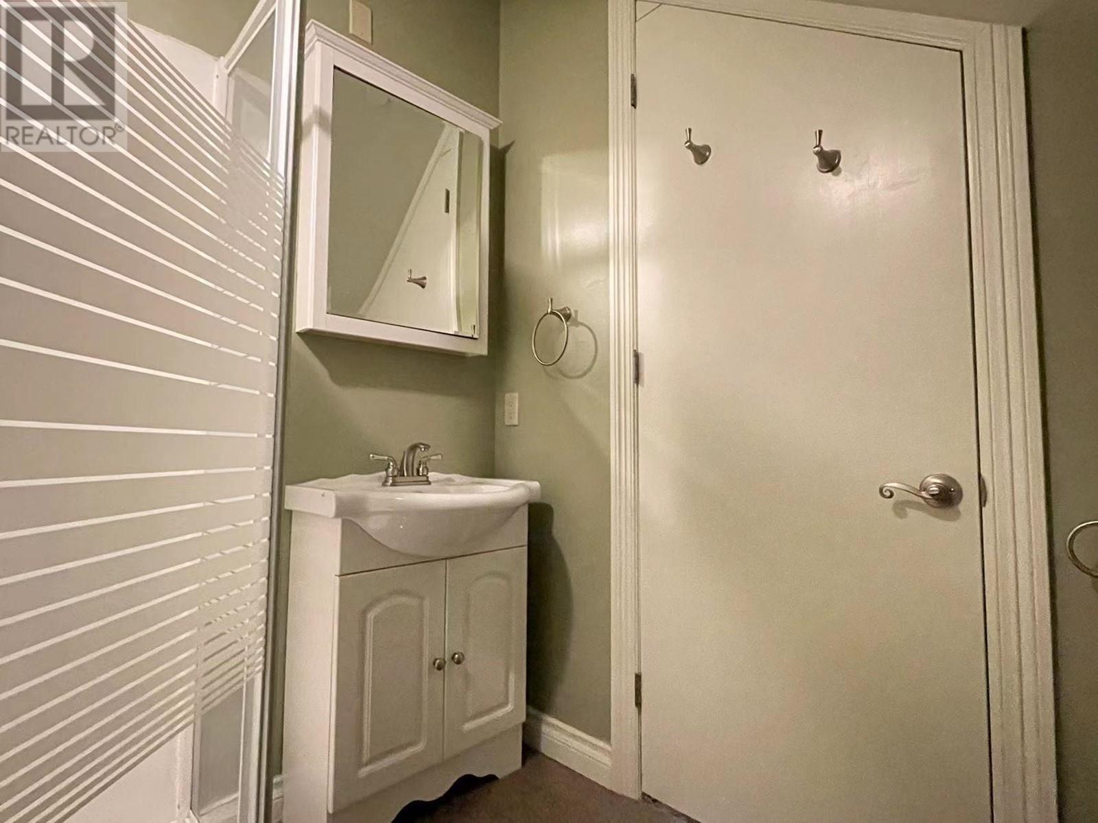 8935 Lawrence Way, West Vancouver, British Columbia  V7W 2T7 - Photo 29 - R2859826