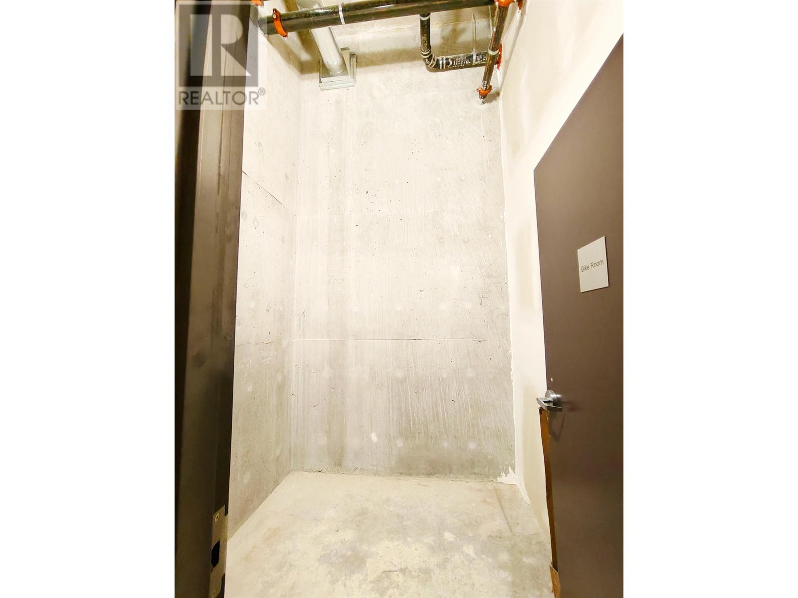 1229 Kingsway, Vancouver, British Columbia  V5V 3E2 - Photo 6 - C8058417