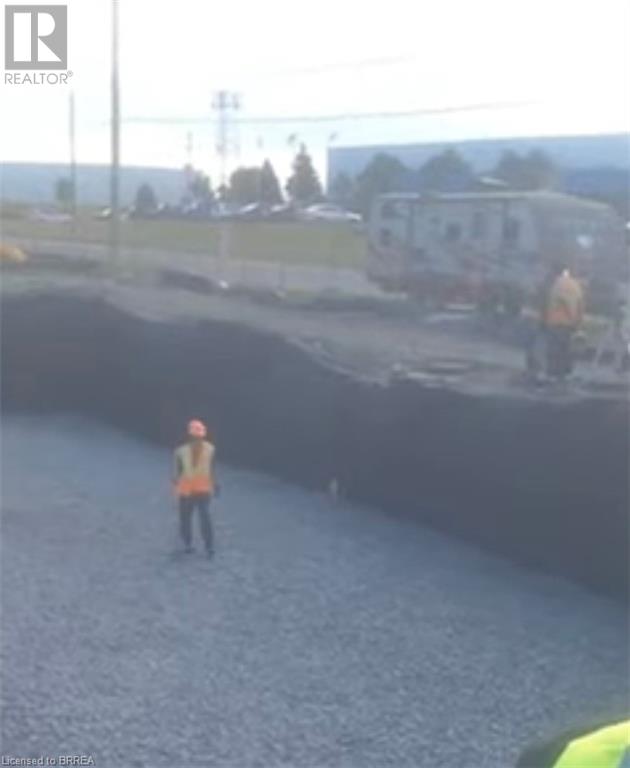 260 Jameson Drive, Peterborough, Ontario  K9J 6X6 - Photo 5 - 40554427