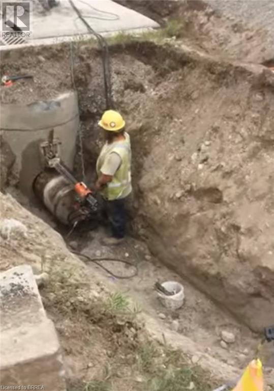 260 Jameson Drive, Peterborough, Ontario  K9J 6X6 - Photo 4 - 40554427