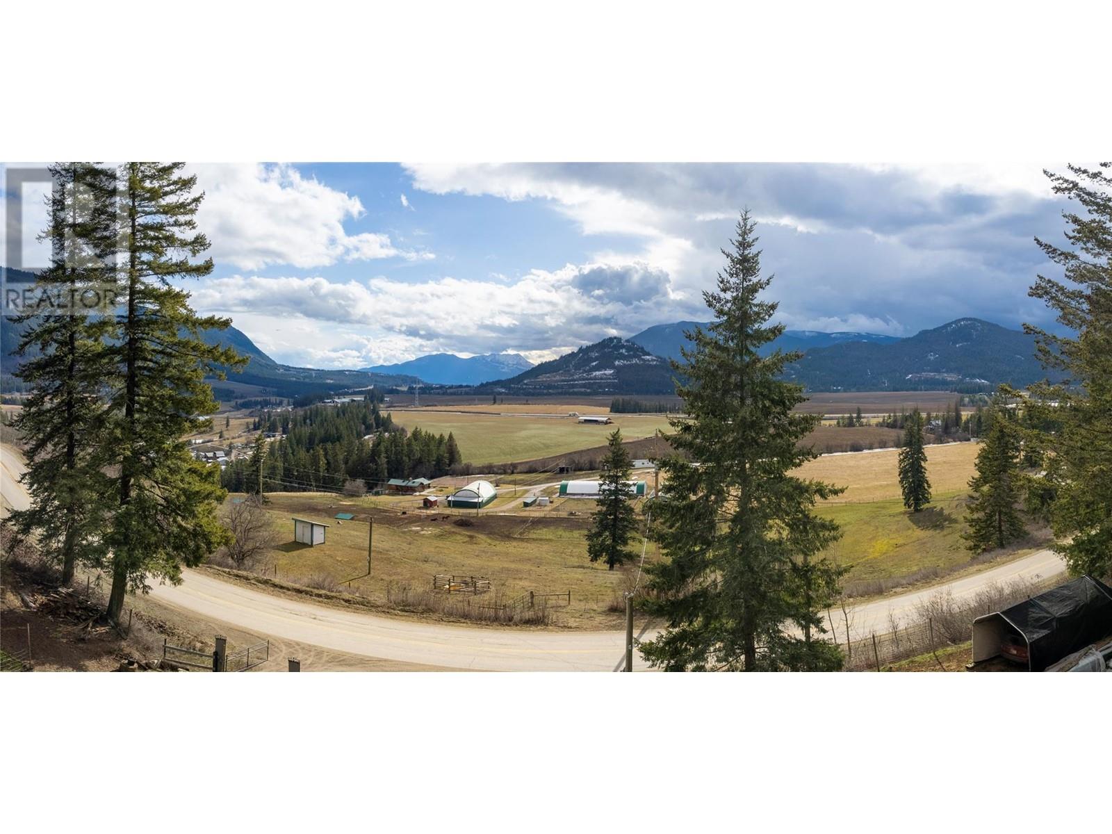 4050 White Lake Road, Sorrento, British Columbia  V0E 2W0 - Photo 37 - 10307074