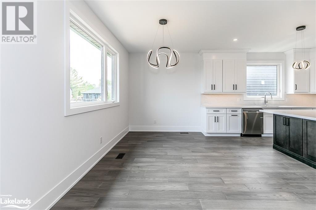 18 Lakeshore Road, Wasaga Beach, Ontario  L9Z 2Y5 - Photo 15 - 40554942
