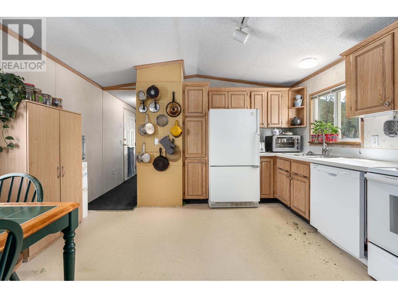 5245 Lytton Lillooet Highway, Lillooet, British Columbia  V0K 1V0 - Photo 22 - 177239