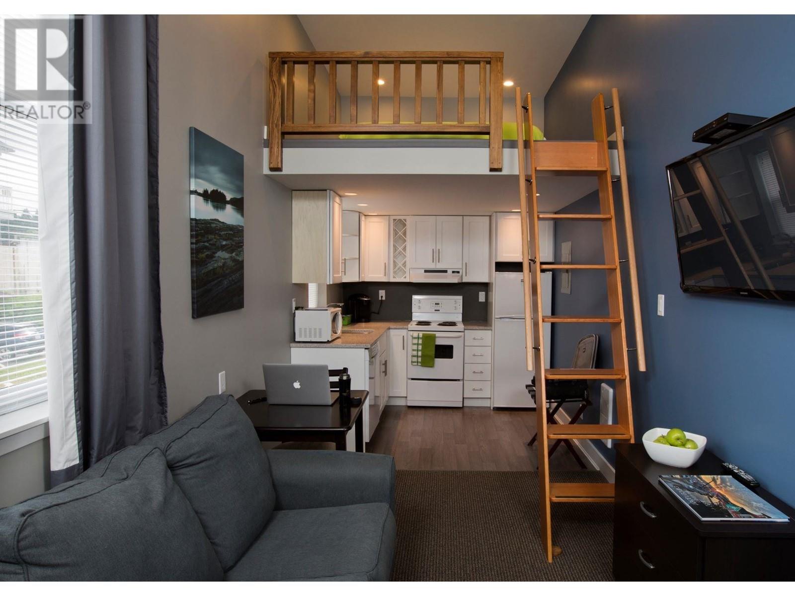 931 W 1st Avenue, Prince Rupert, British Columbia V8J 1B4 - Photo 2 - C8058441