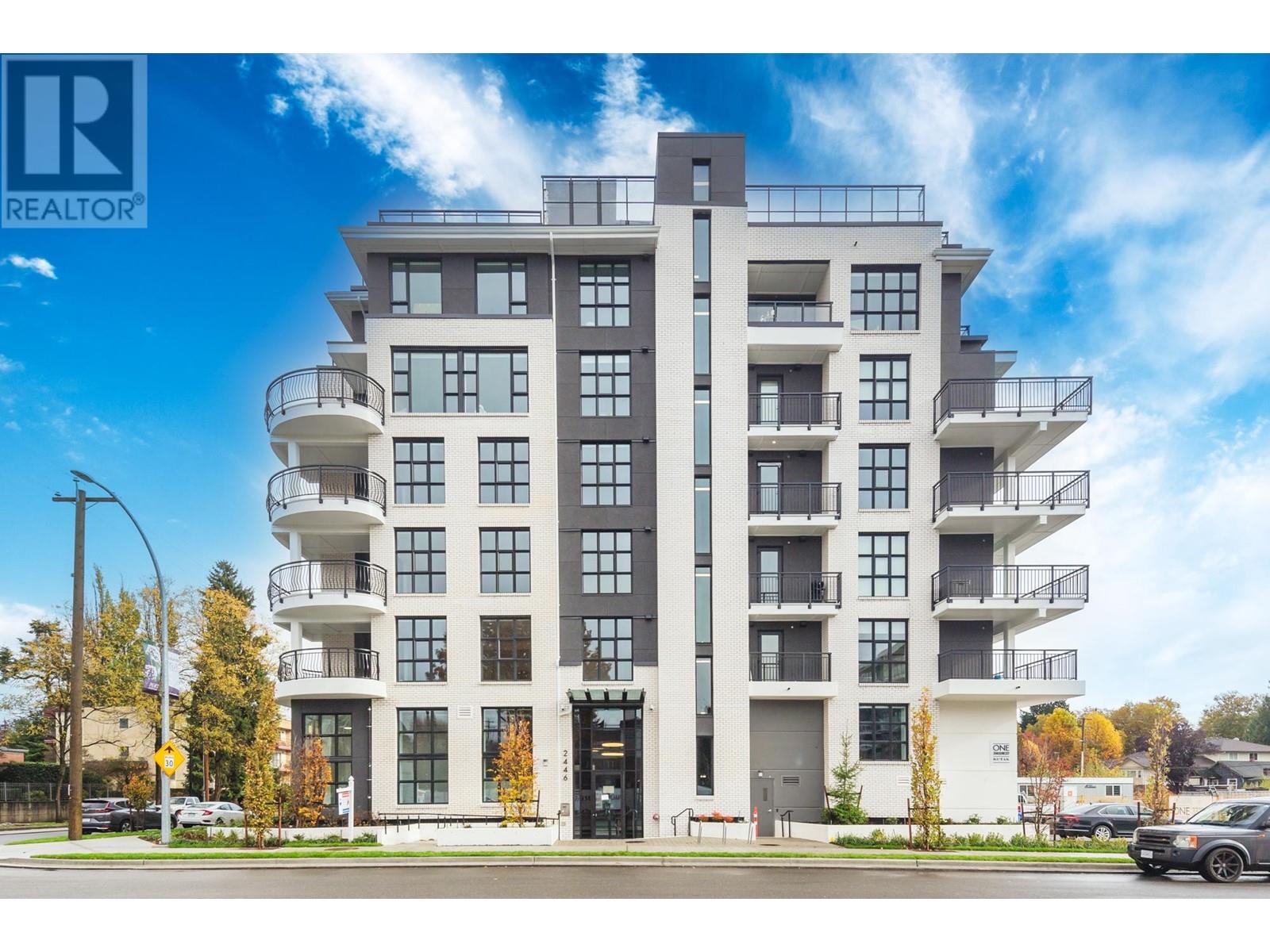 502 2446 Shaughnessy Street, Port Coquitlam, British Columbia  V3C 3E5 - Photo 1 - R2859924