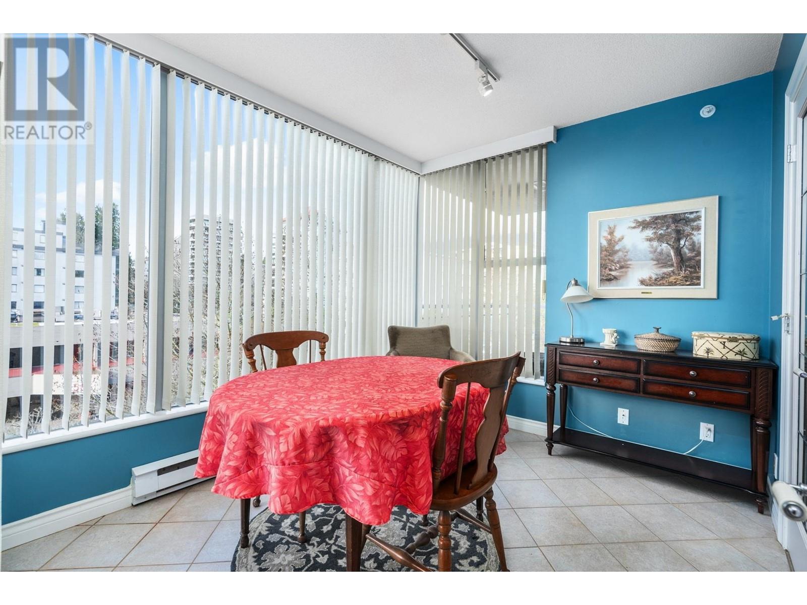 502 588 16th Street, West Vancouver, British Columbia  V7V 3R7 - Photo 10 - R2859937
