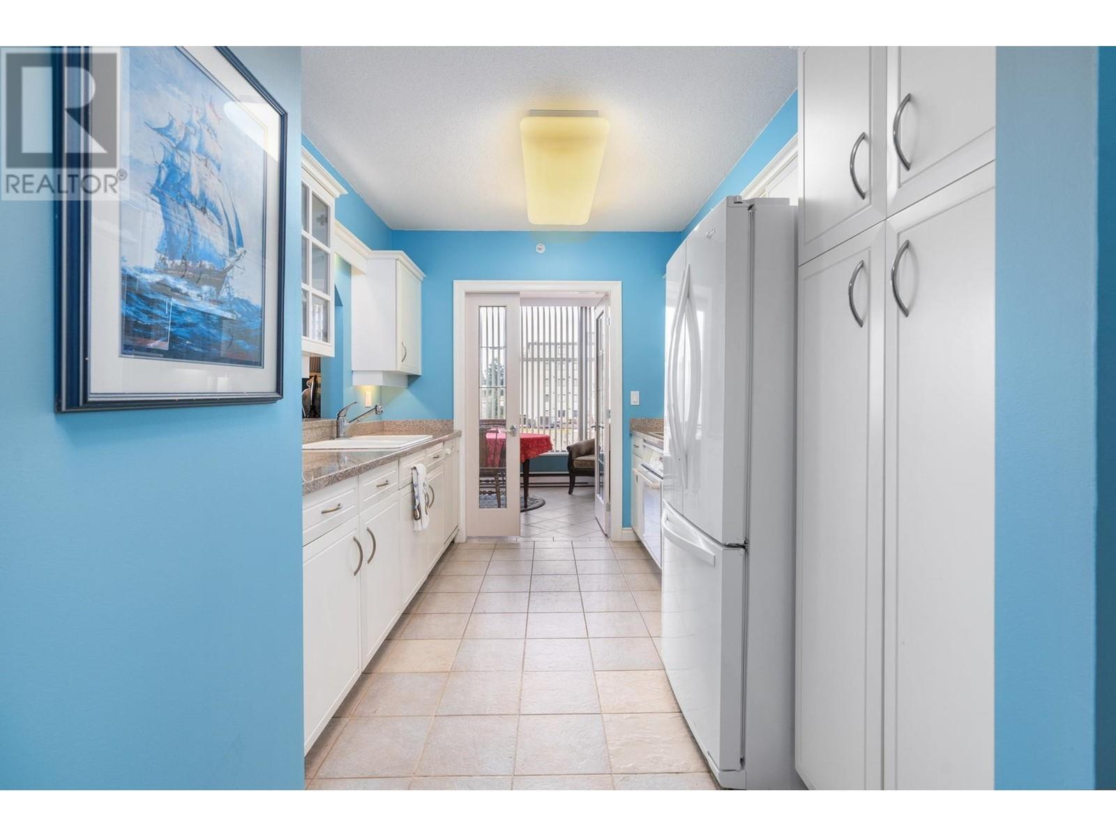 502 588 16th Street, West Vancouver, British Columbia  V7V 3R7 - Photo 13 - R2859937
