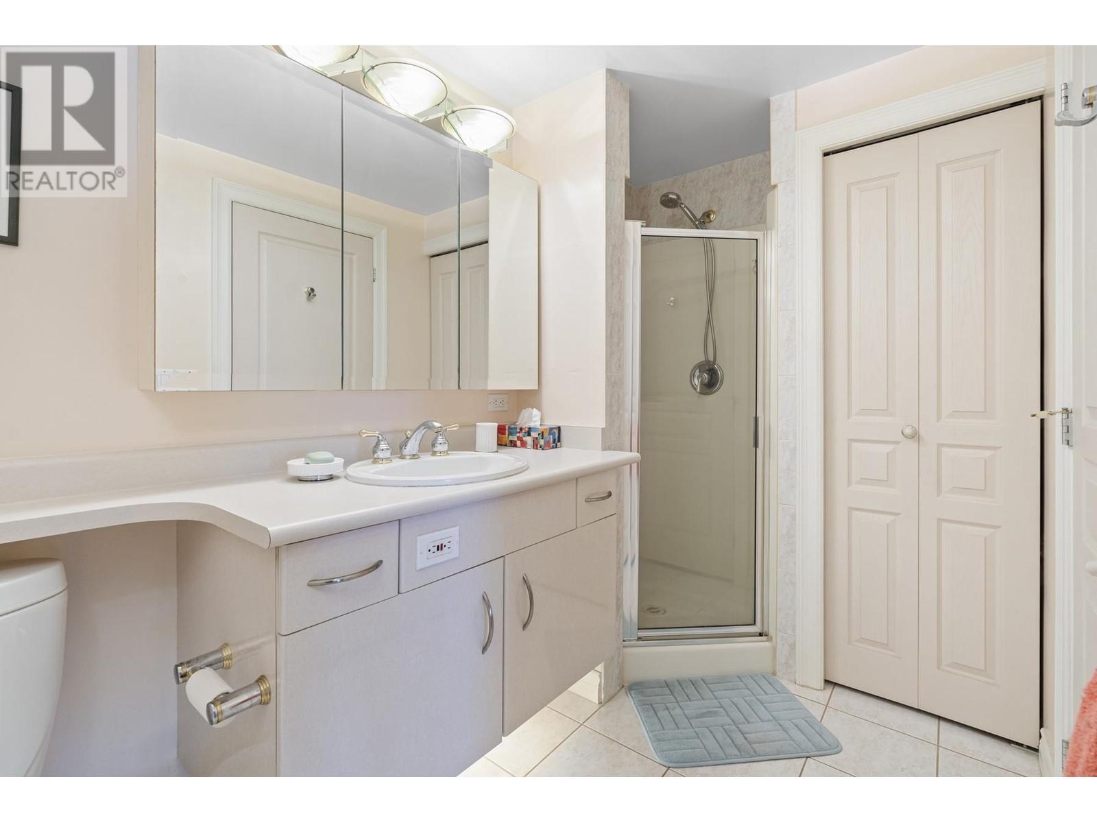 502 588 16th Street, West Vancouver, British Columbia  V7V 3R7 - Photo 16 - R2859937