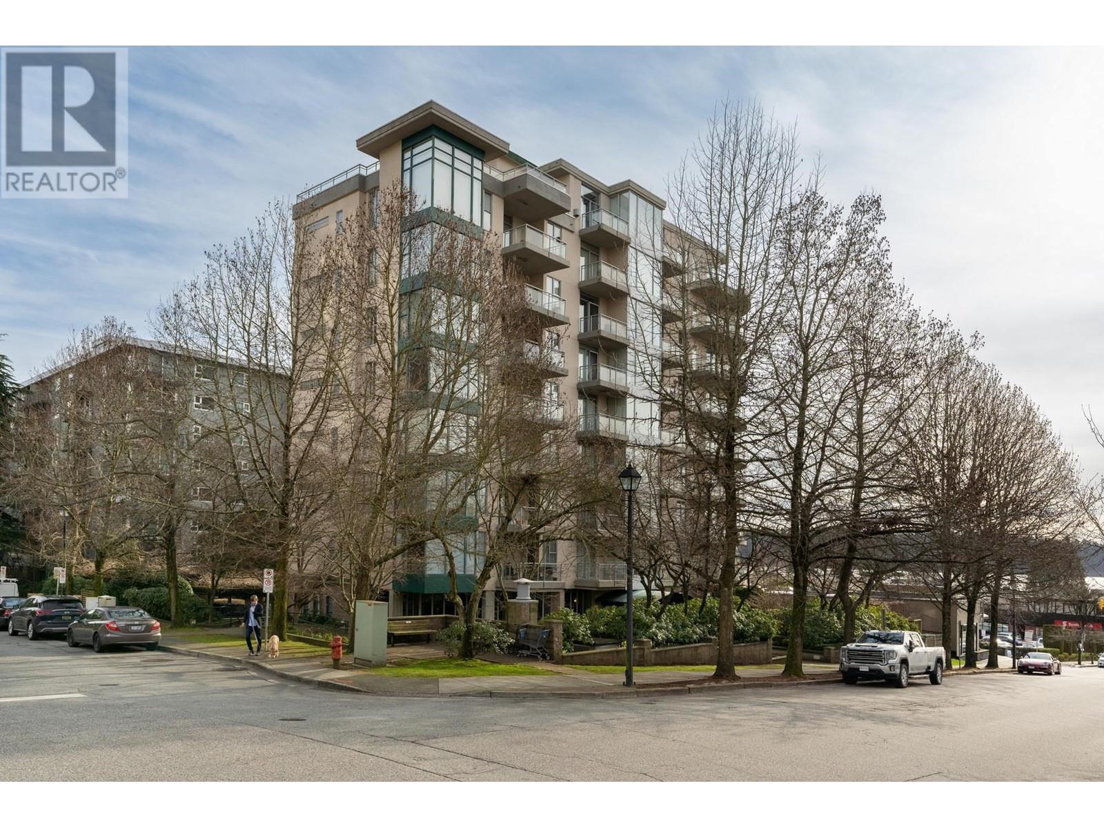 502 588 16th Street, West Vancouver, British Columbia  V7V 3R7 - Photo 3 - R2859937