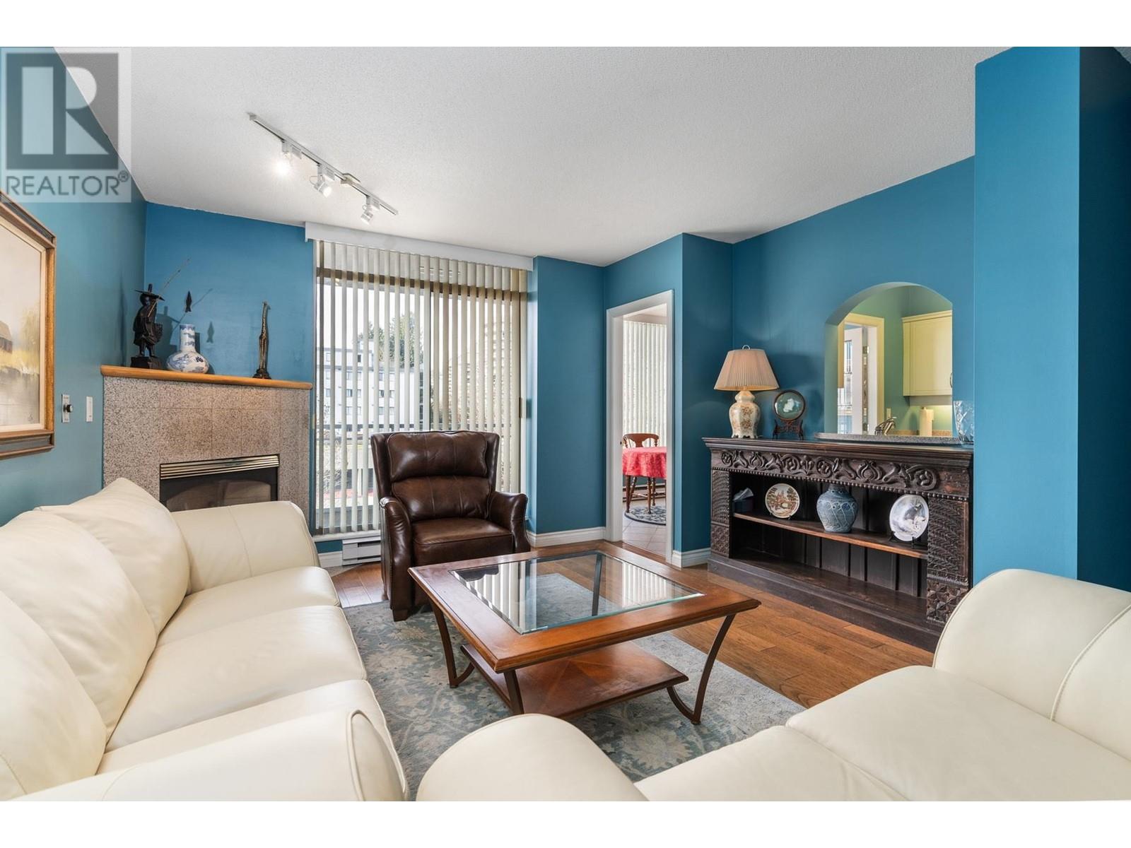 502 588 16th Street, West Vancouver, British Columbia  V7V 3R7 - Photo 4 - R2859937