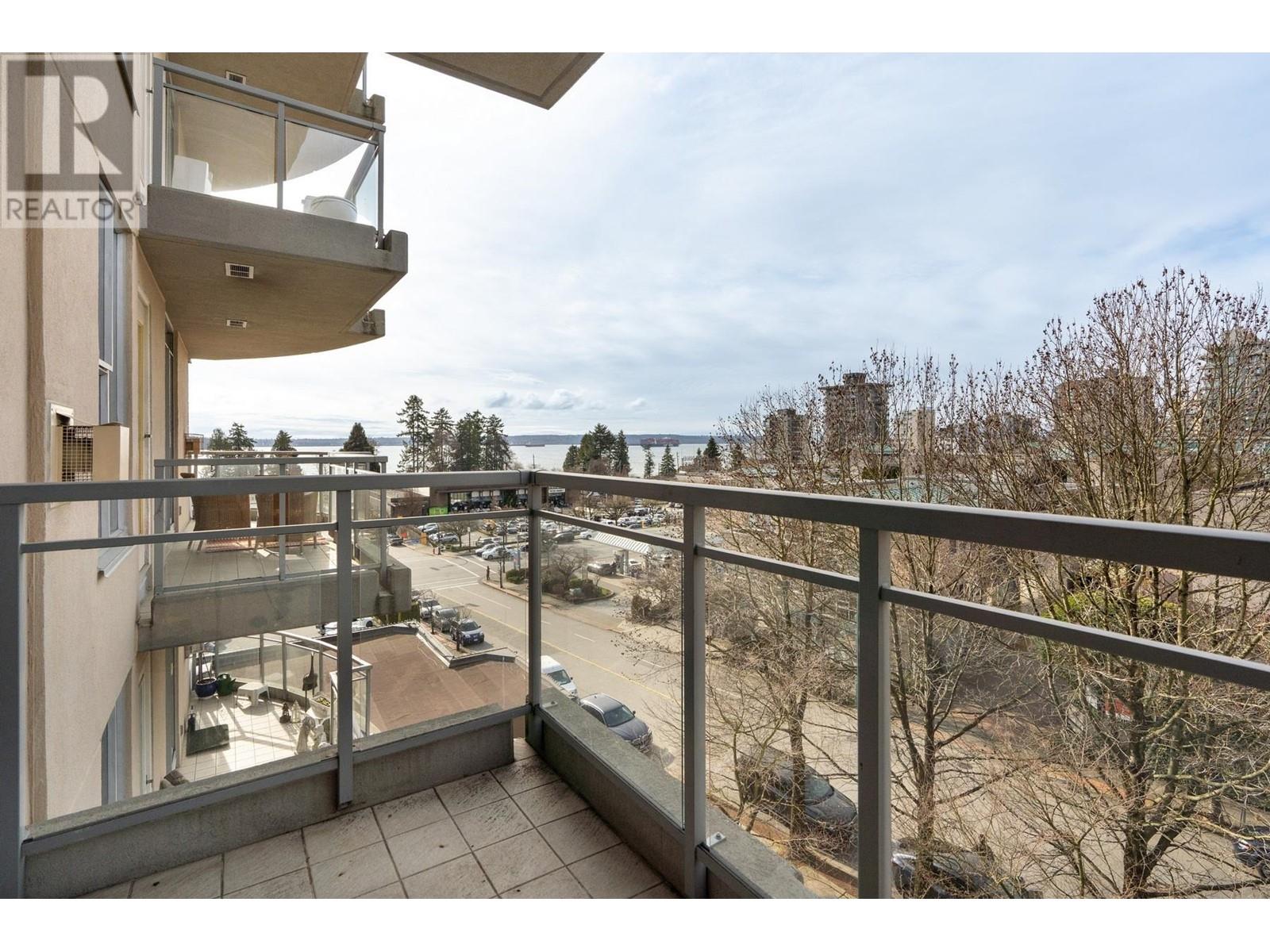 502 588 16th Street, West Vancouver, British Columbia  V7V 3R7 - Photo 7 - R2859937
