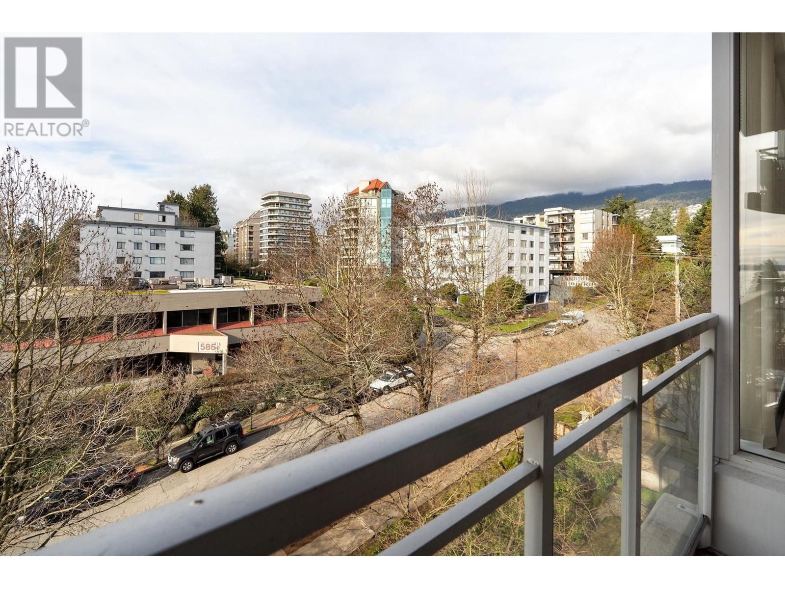 502 588 16th Street, West Vancouver, British Columbia  V7V 3R7 - Photo 9 - R2859937