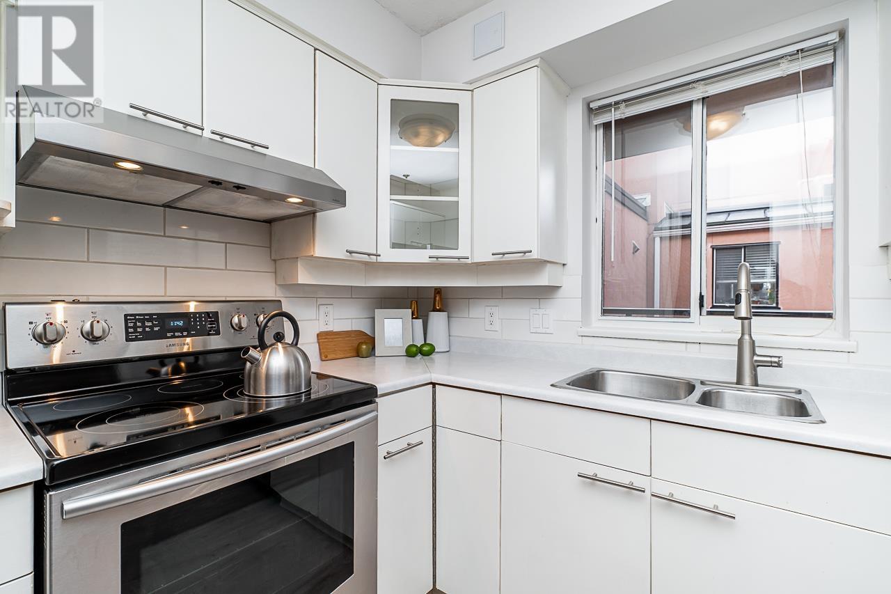 307 988 W 16th Avenue, Vancouver, British Columbia  V5Z 1T2 - Photo 7 - R2859951