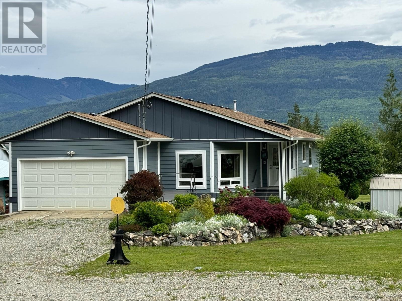 4357 Eagle Bay Road, Eagle Bay, British Columbia  V0E 1T0 - Photo 1 - 10305558