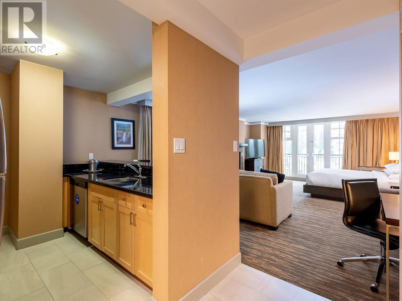 310/312 4050 Whistler Way, Whistler, British Columbia  V8E 1H9 - Photo 8 - R2859983