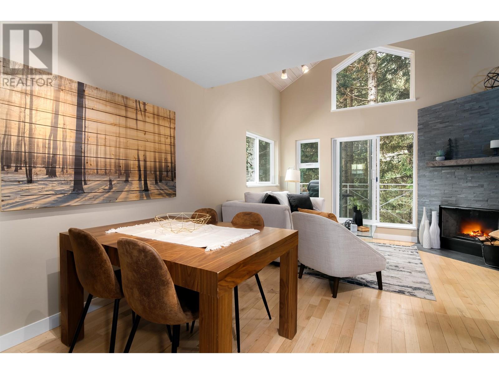 28 2211 Marmot Place, Whistler, British Columbia  V8E 0M6 - Photo 3 - R2859987