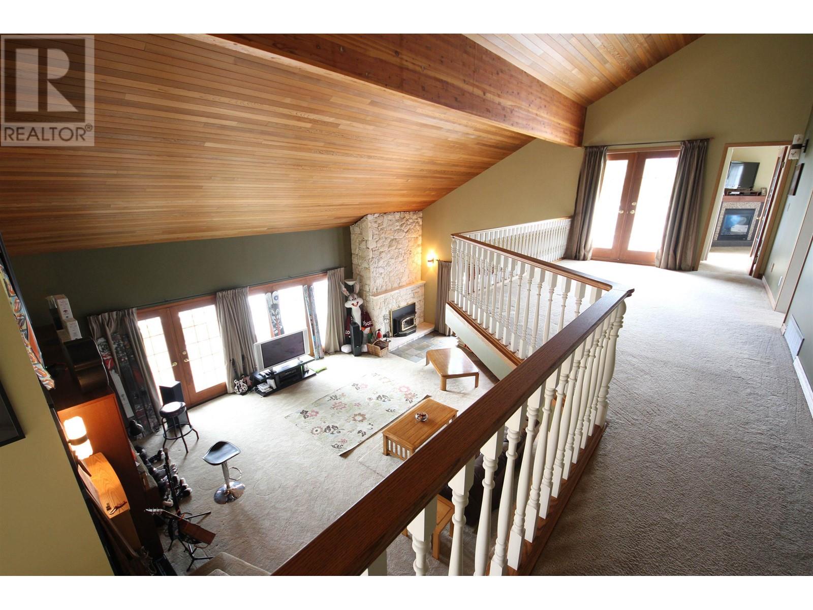 6 40777 Thunderbird Ridge, Squamish, British Columbia  V0N 3G0 - Photo 2 - R2859989