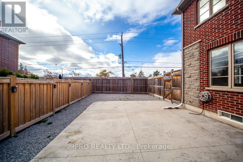 5 Lowther Ave, Richmond Hill, Ontario  L4E 2Z7 - Photo 40 - N8147348